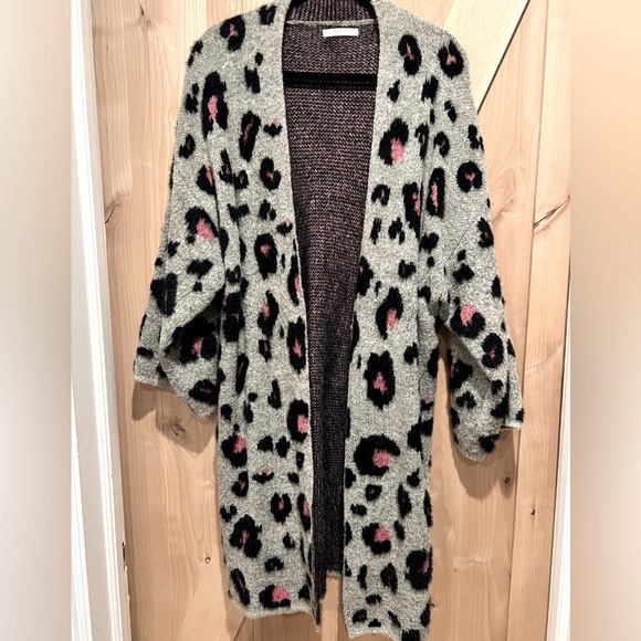 Anthropology-Do Everything In Love Brand Cardi - Picture 10 of 11